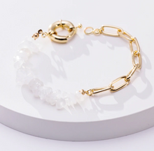 Load image into Gallery viewer, GIGI PAPER CLIP BRACELET